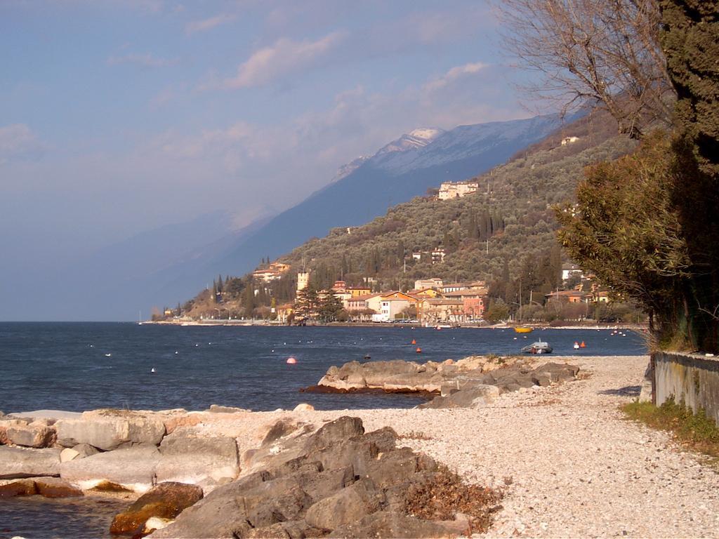 Appartamenti Menapace Torri Del Benaco Bagian luar foto